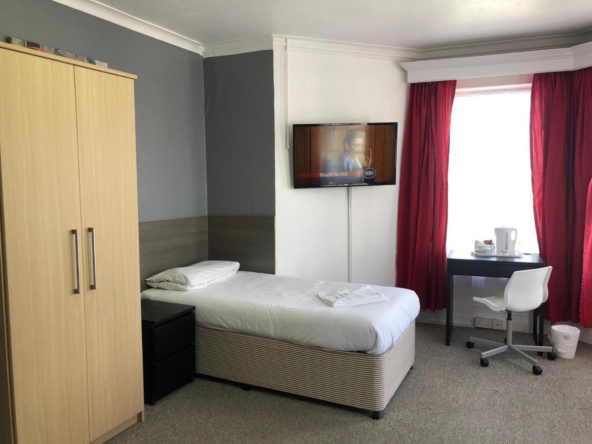 Capital One Hotel Bournemouth Ngoại thất bức ảnh